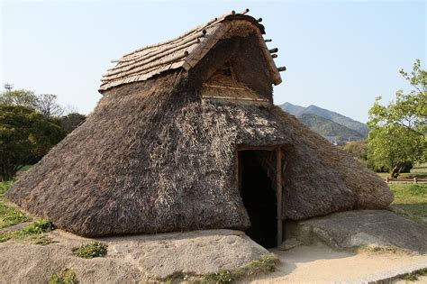 El Tumulto de la Casa Imperial del Período Kofun: Intrigas Palaciegas y el Amanecer de un Nuevo Japón